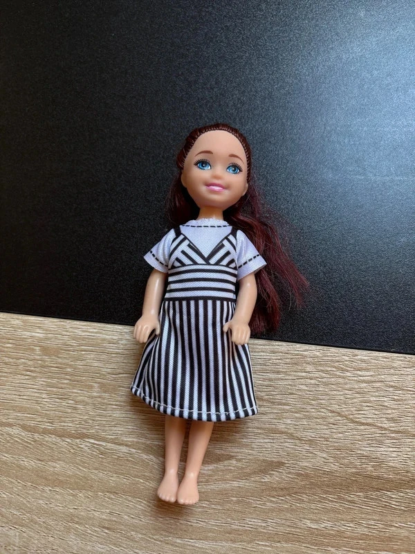 Poupée petite fille